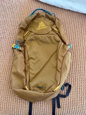 Gregory Nano 18 Pack in Moab Tan